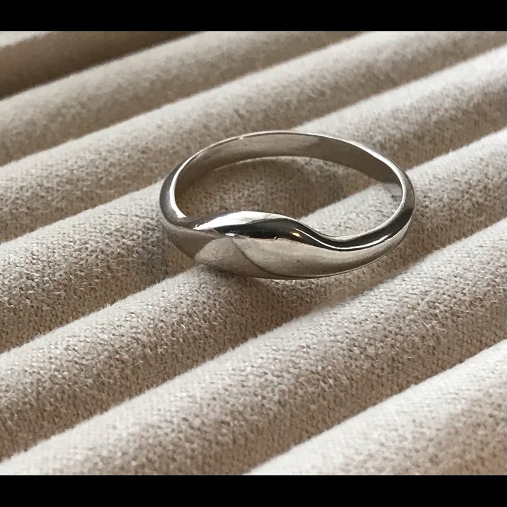 Sterling Silver Wave Ring - Seaworthy brand Totis Ring - Like New!